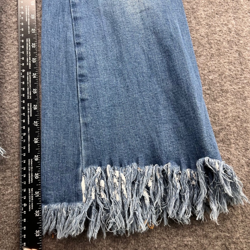 Tricot Womens High Rise Flare Jeans Medium Wash Frayed Fringe Hem Size 11/29 - Picture 15 of 16
